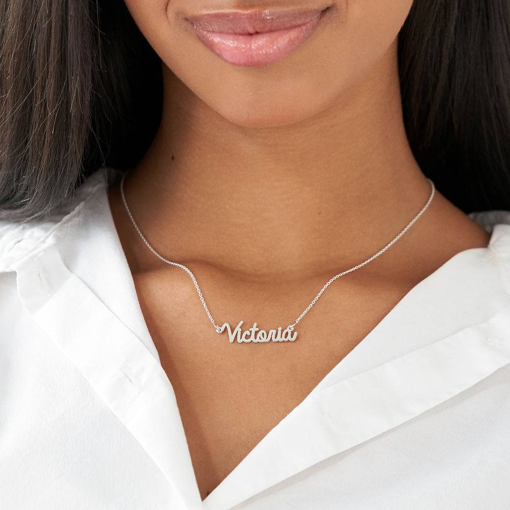 Collar con Nombre Cursivo en Plata-2 Collar con Nombre Cursivo en Plata-2 foto de producto