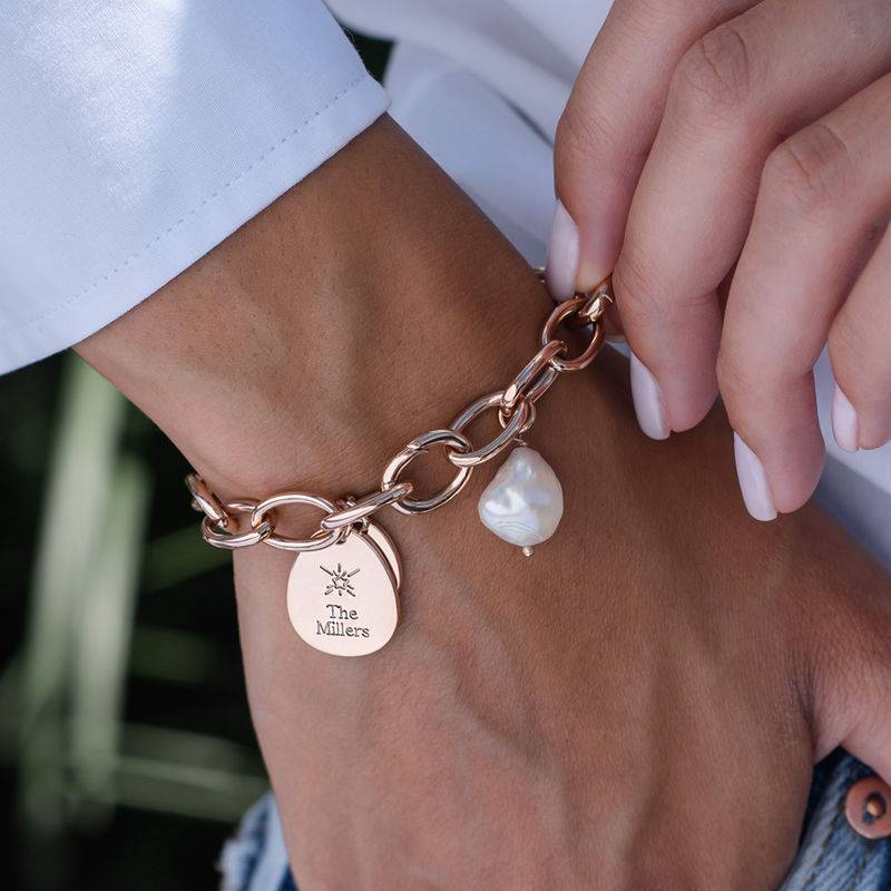 Pulsera de eslabones Layla con colgantes grabados, chapado en oro rosa 18K-3 foto de producto