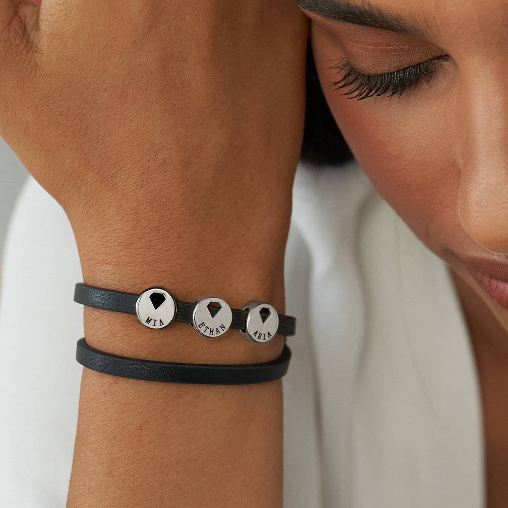 Pulsera de Cuero Personalizada con Dijes en Acero Inoxidable-2 foto de producto