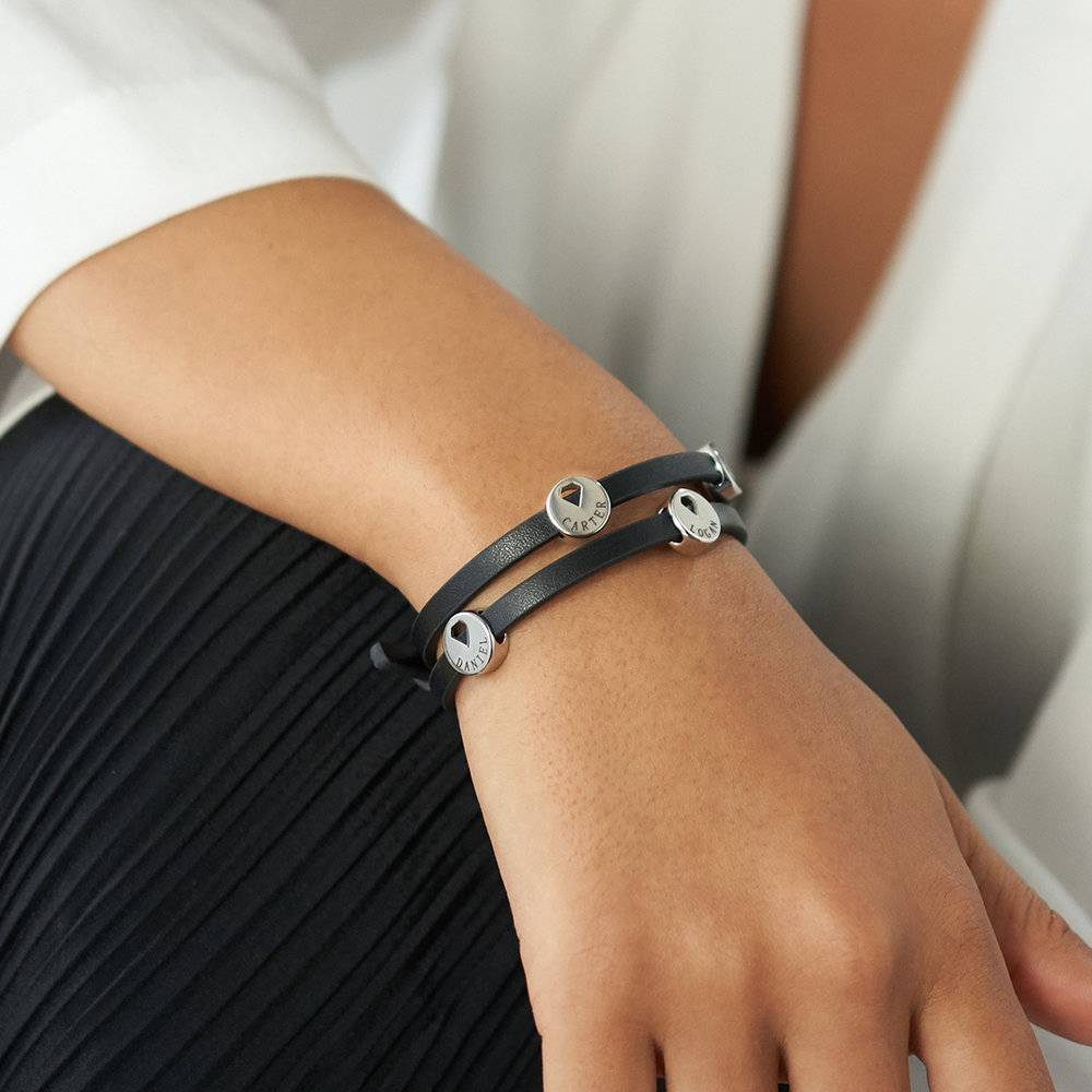 Pulsera de Cuero Personalizada con Dijes en Acero Inoxidable-1 foto de producto