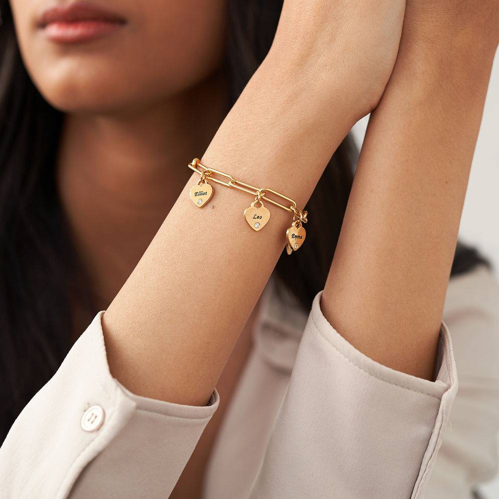 Pulsera de Eslabones Rory con Dijes de Corazón Personalizados con Diamantes en Baño de Oro-3 foto de producto