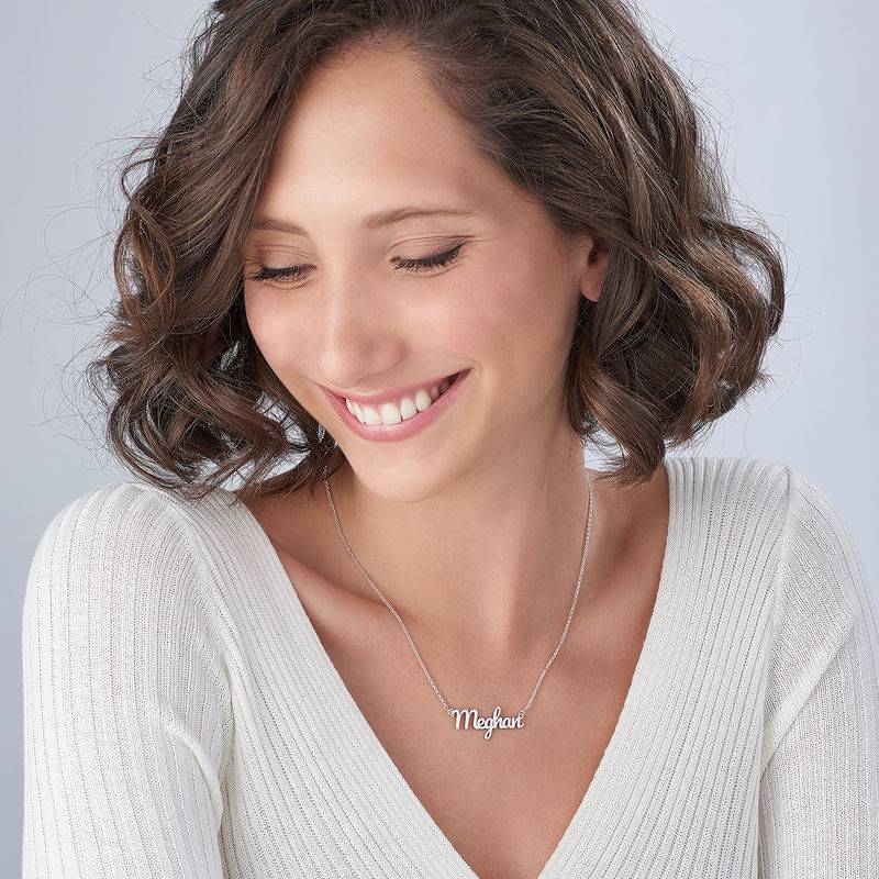 Collar con Nombre Estilo London en Plata-3 Collar con Nombre Estilo London en Plata-3 foto de producto