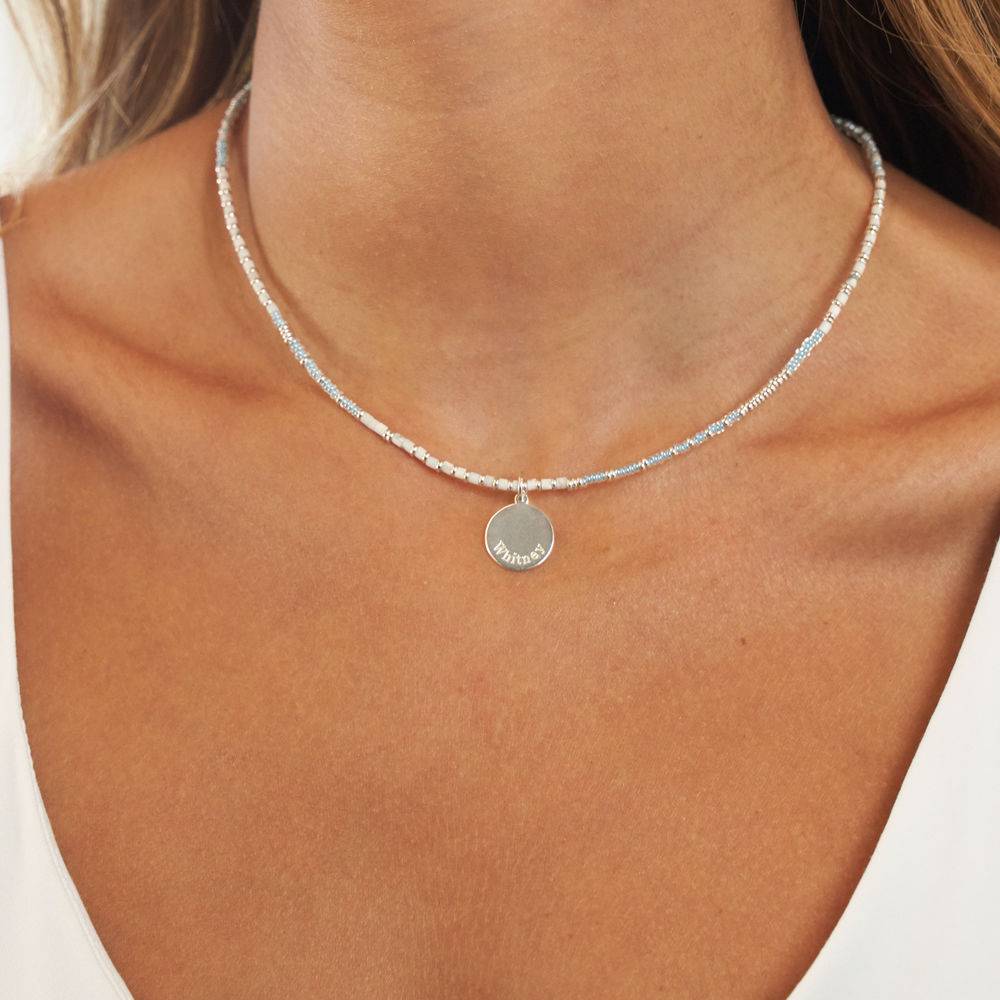 Collar de Cuentas Brisa Marina con Colgante Grabado en Plata Esterlina-1 Collar de Cuentas Brisa Marina con Colgante Grabado en Plata Esterlina-1 foto de producto