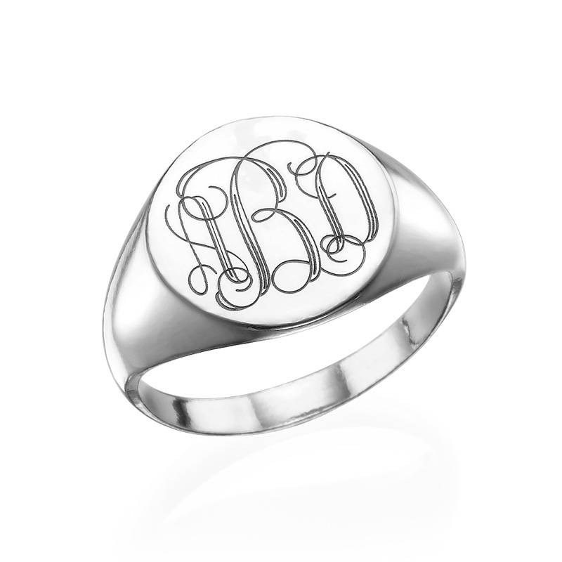 Anillo de Sello con Monograma Grabado para Mujer en Plata-1 foto de producto