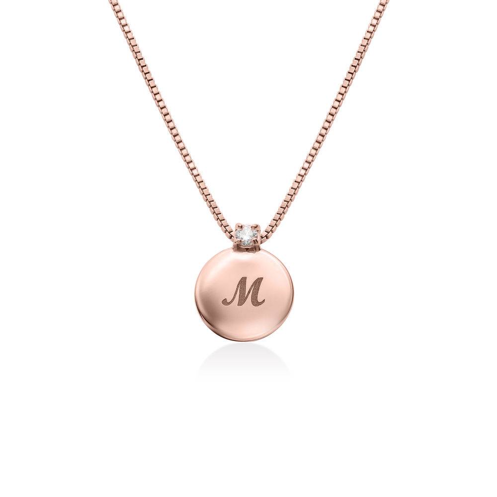 Collar Inicial Círculo Pequeño con Diamante en Chapa de Oro Rosa-2 Collar Inicial Círculo Pequeño con Diamante en Chapa de Oro Rosa-2 foto de producto
