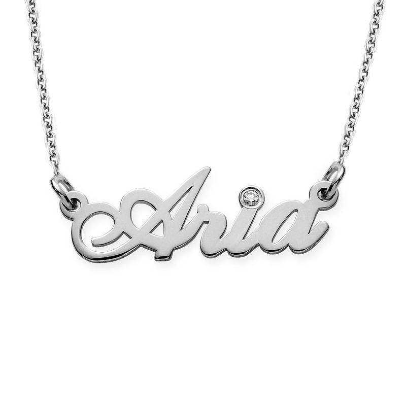 Collar con Nombre Hollywood Pequeño con 0.02ct Diamante en Plata Esterlina-1 foto de producto