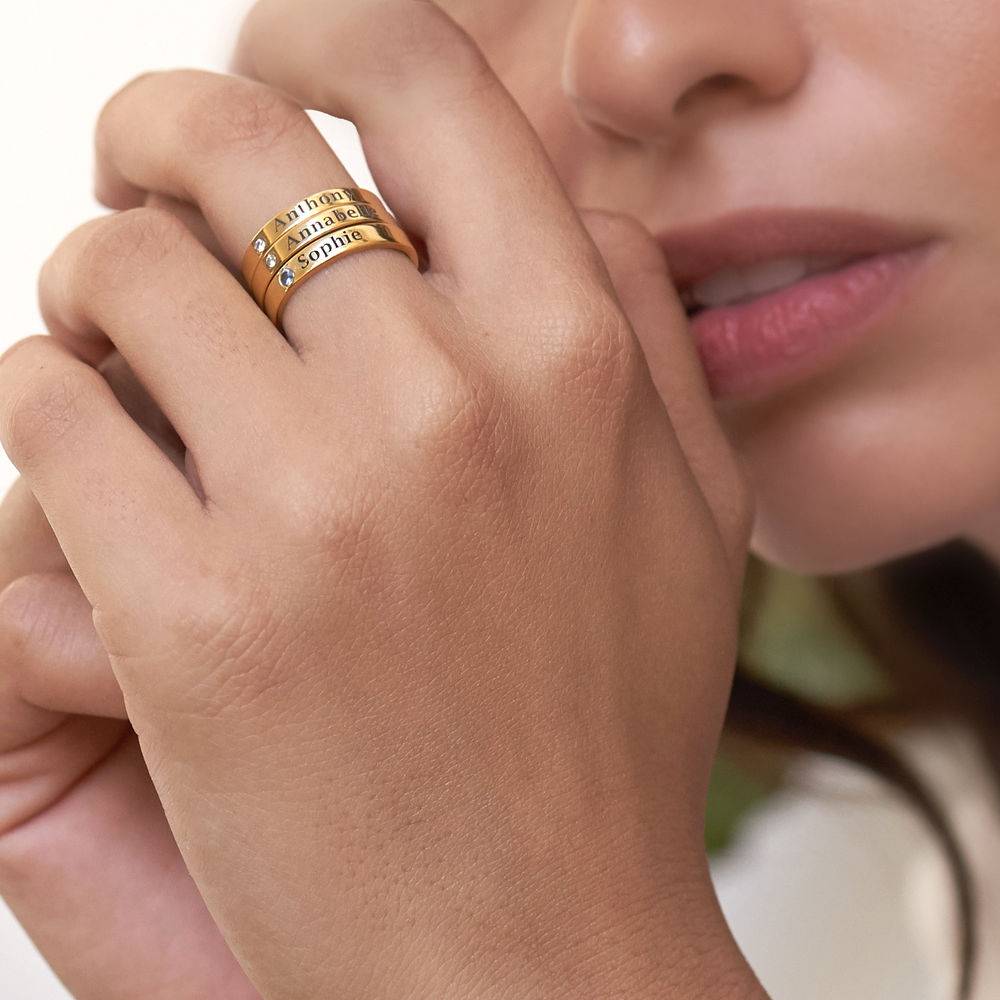 Anillo Apilable con Nombre y Piedra de Nacimiento en Vermeil de Oro-2 foto de producto