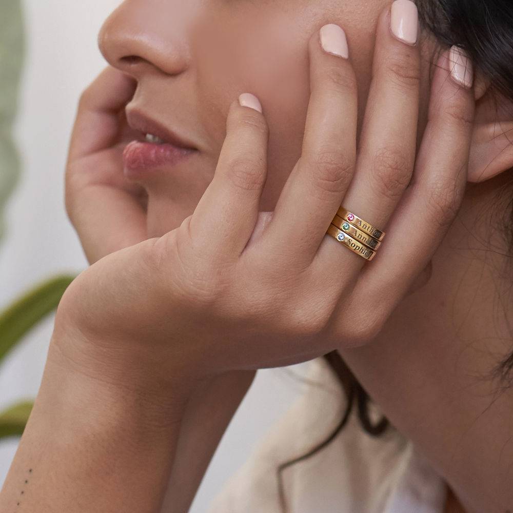 Anillo Apilable con Nombre y Piedra de Nacimiento en Vermeil de Oro-3 foto de producto