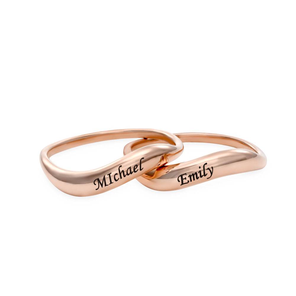 Anillo de Nombre Ondulado Apilable en Chapa de Oro Rosa-2 foto de producto