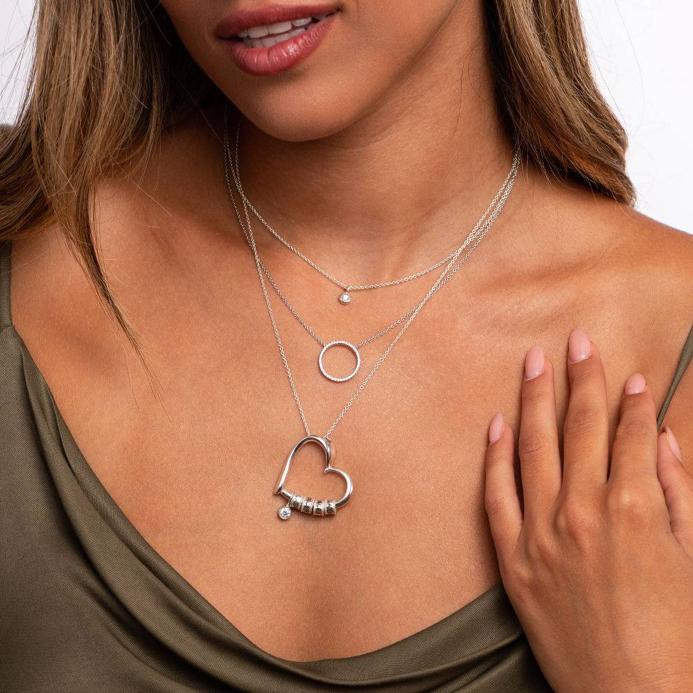 Collar Corazón Encantador con Cuentas Grabadas y Diamante de 0.1ct en Plata Esterlina-1 foto de producto