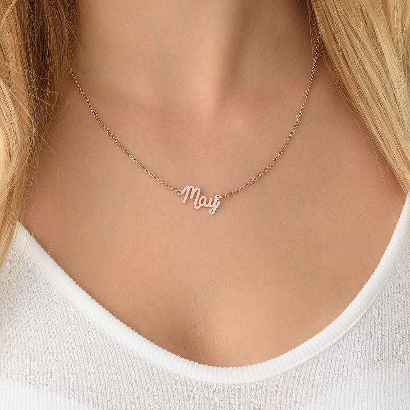 Collar con Nombre Pequeño en Cursiva en Chapa de Oro Rosa-2 foto de producto
