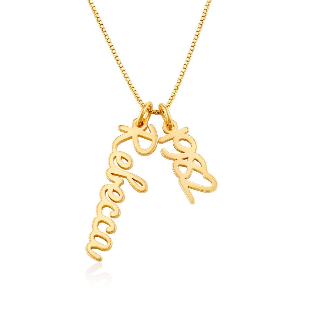 Collar con Nombre Vertical en Cursiva en Vermeil de Oro-1 Collar con Nombre Vertical en Cursiva en Vermeil de Oro-1 foto de producto